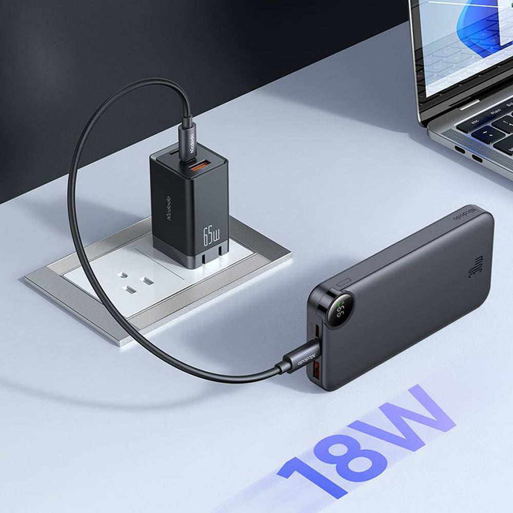 Externe Batterij McDodo MC-3850 Display, 10000mAh, 30W, QC + PD, 1 x USB-A - 2 x USB-C, Zwart