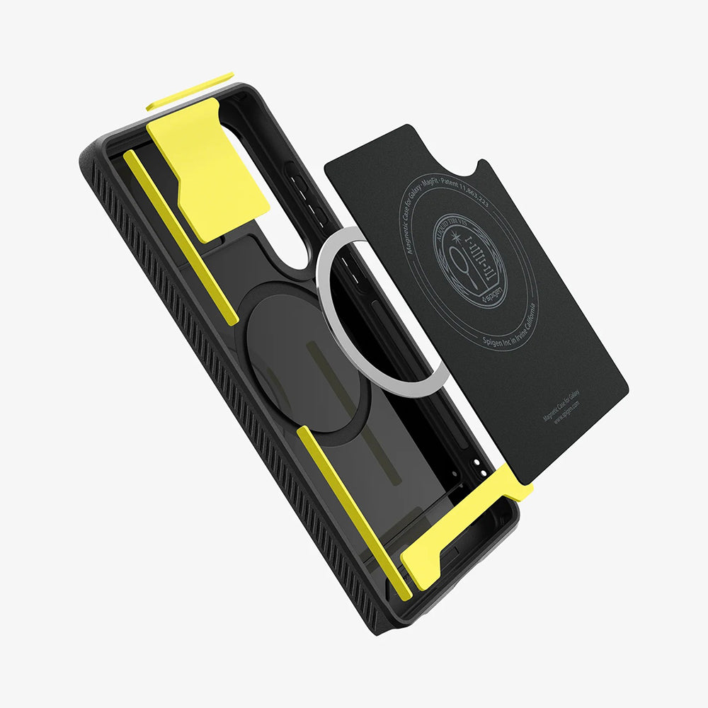 MagSafe hoesje voor Samsung Galaxy S25 Ultra S938, Spigen, Rugged Armor, Matzwart ACS08951