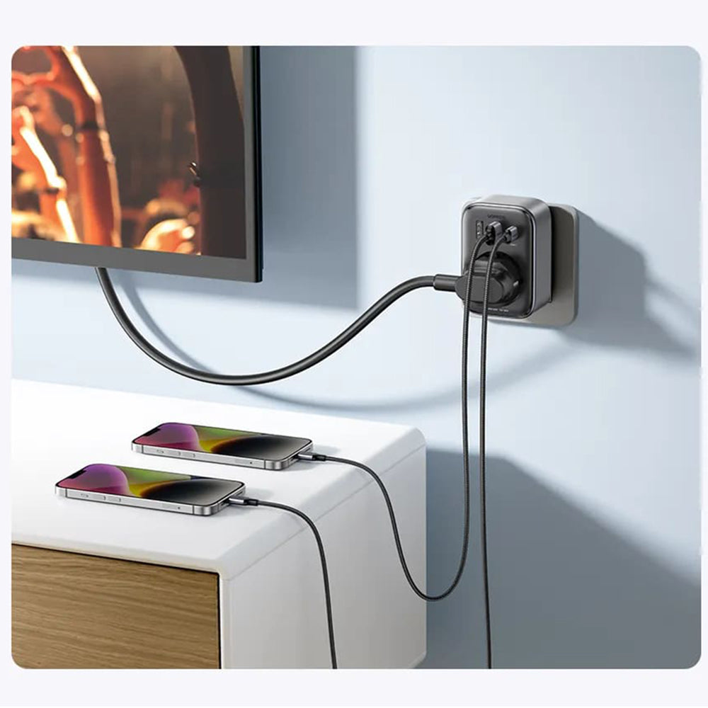 UGREEN 15289 US Netwerkoplader, 30W, 3A, 2 x USB-A - 1 x USB-C - 1 x Schuko, Zwart