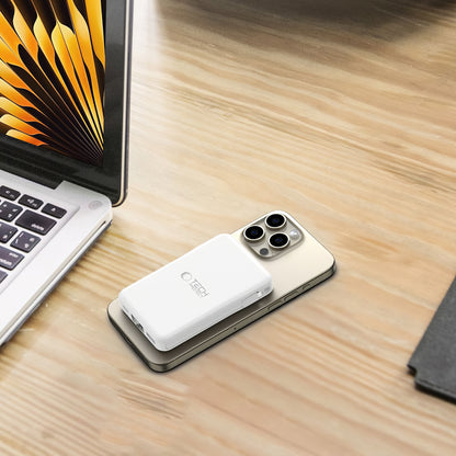 Wireless External Battery Tech-Protect PB31 LifeMag, 10000mAh, 15W, FQI, 1 x Lightning - 1 x QI - 1 x USB-A - 1 x USB-C, White