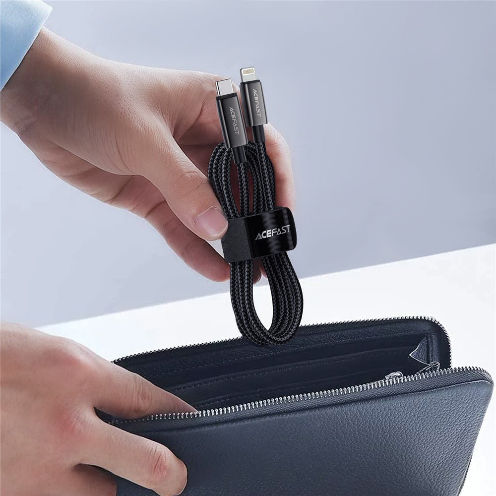 USB-C - Lightning Data- en Oplaadkabel Acefast C23-01, 30W, 1.2m, Zwart