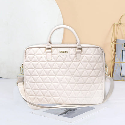 Guess Quilted tas voor 15 inch laptop, Roze