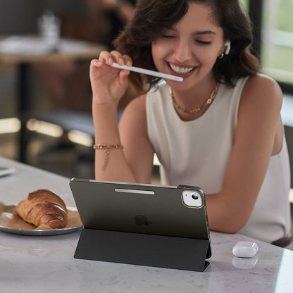 Hoes voor Apple iPad Air 13 (2026) / Air 13 (2025) / Air 13 (2024), ESR, Ascend Trifold, Zwart Satijn