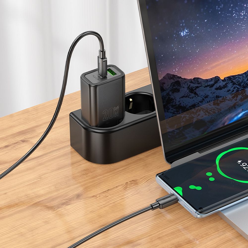 Netwerkoplader met Lightning-kabel HOCO N61, 20W, 3A, 1 x USB-A - 1 x USB-C, Zwart
