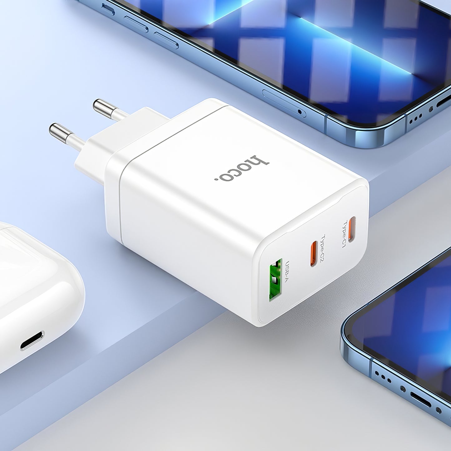 HOCO N33 Power Adapter, 35W, 3A, 1 x USB-A - 2 x USB-C, White