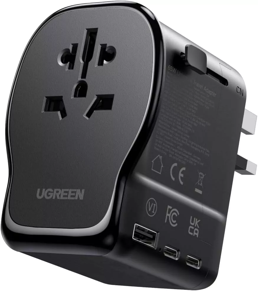 UGREEN Travel S550 Netadapter (55001), 65W, 3,25A, 1 x USB-A - 2 x USB-C, Zwart