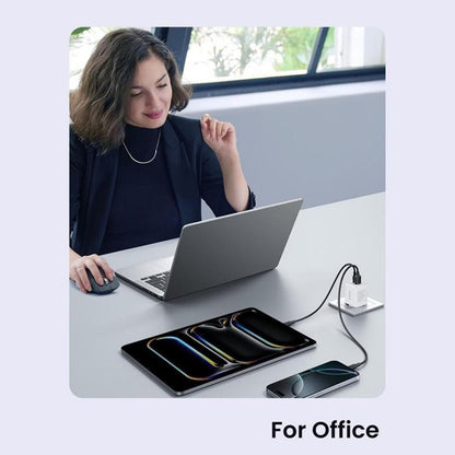 UGREEN X516 Netwerkoplader, 30W, 3A, 1 x USB-A - 1 x USB-C, Roze