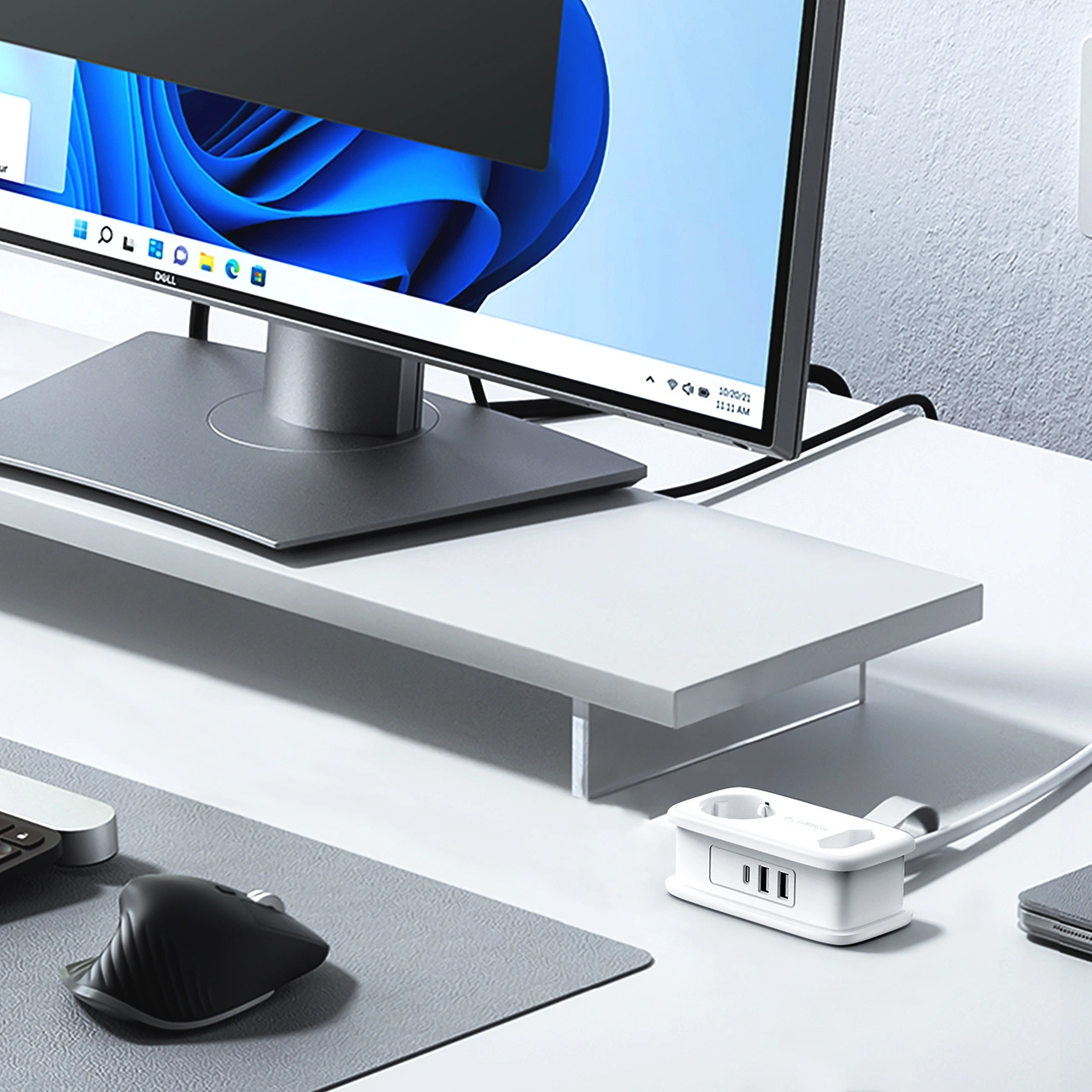 Orico APP verlengsnoer, 1 x Schuko - 1 x Stopcontact - 2 x USB-A - 1 x USB-C, Wit Grijs