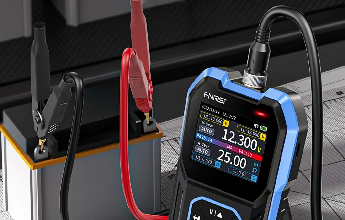 Tester Service Fnirsi HRM-10 voor het meten van interne weerstand en spanning van batterij / accu